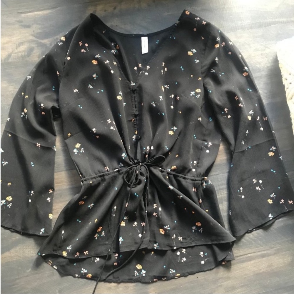 GENTLE FAWN Tie Waist Blouse Size S Like New